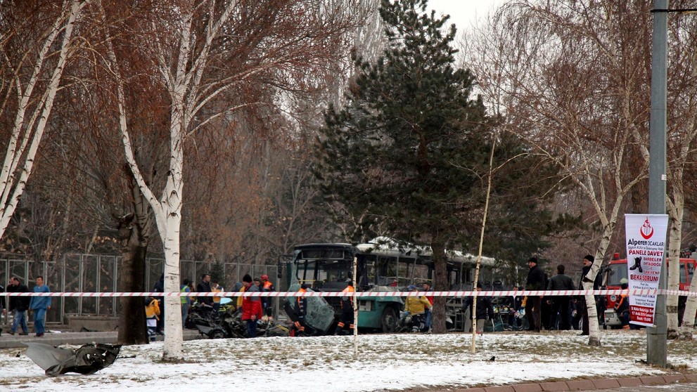 Útok na autobus s vojakmi v Turecku