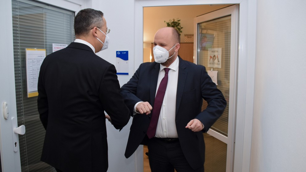 Jaroslav Naď a Ladislav Kamenický pred natáčaním.