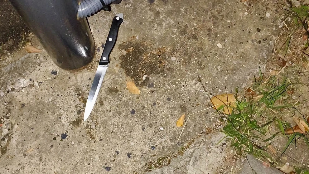 Opitá žena sa vyhrážala, že sa podreže.