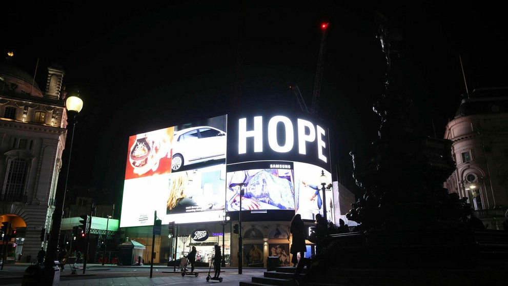 Pohľad na Piccadilly Circus v Londýne.