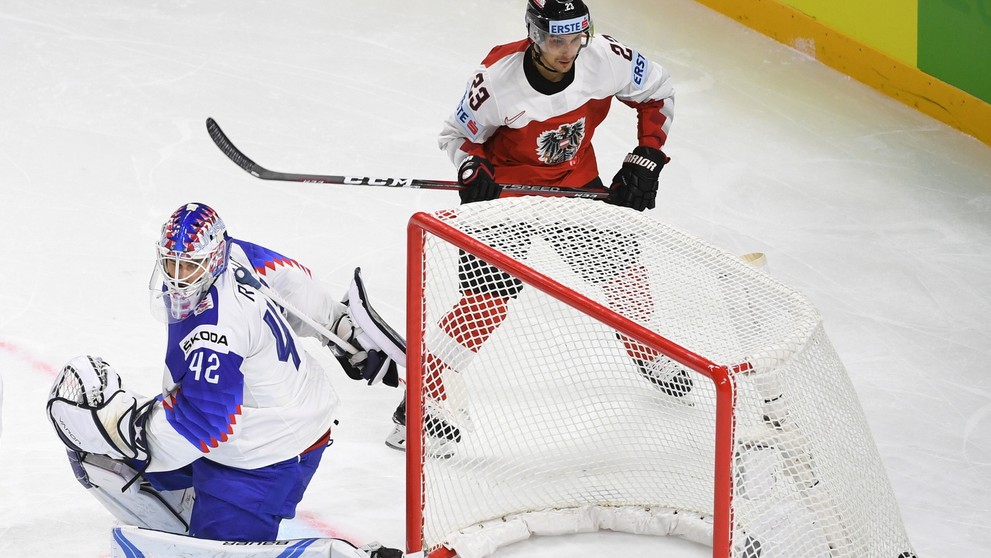 Patrik Rybár inkasoval po teči Andreja Sekeru.