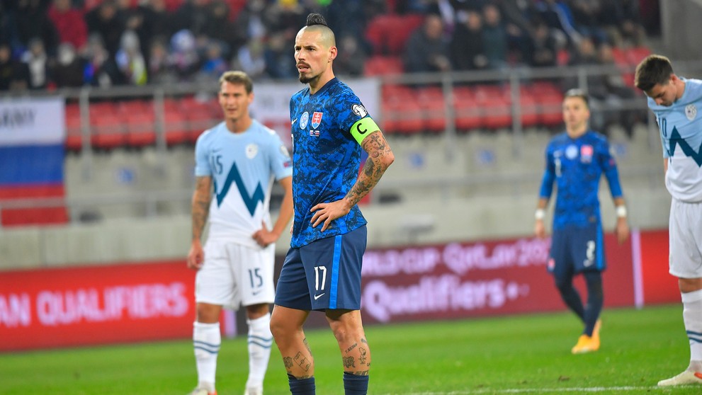 Kapitán Marek Hamšík (Slovensko) počas kvalifikačného duelu MS 2022 proti Slovinsku.