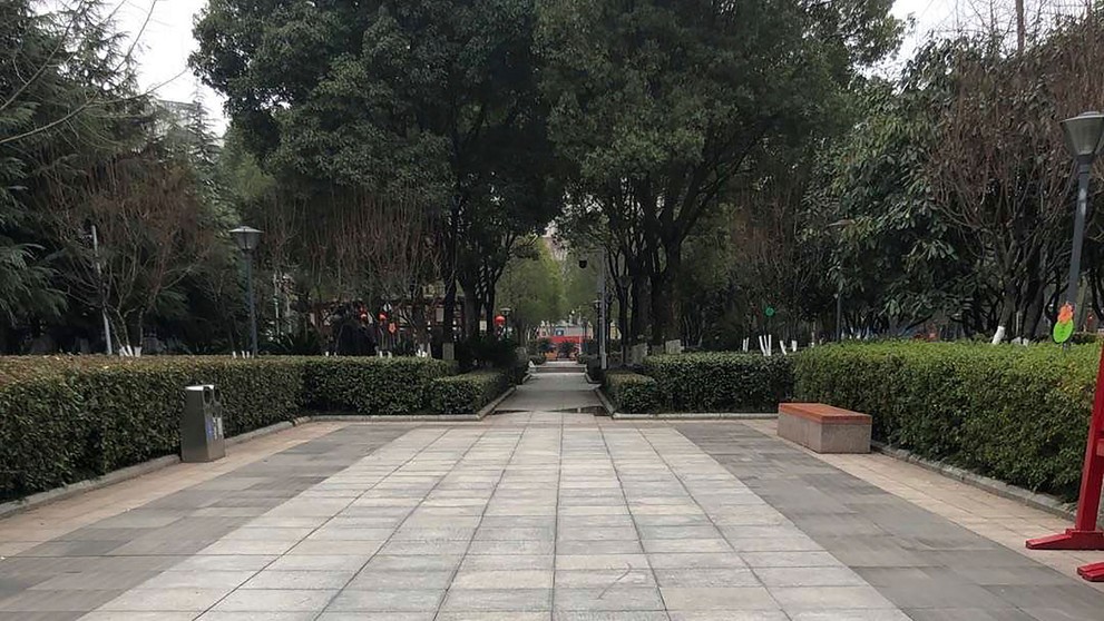 Z mesta Wu-chan je mesto duchov