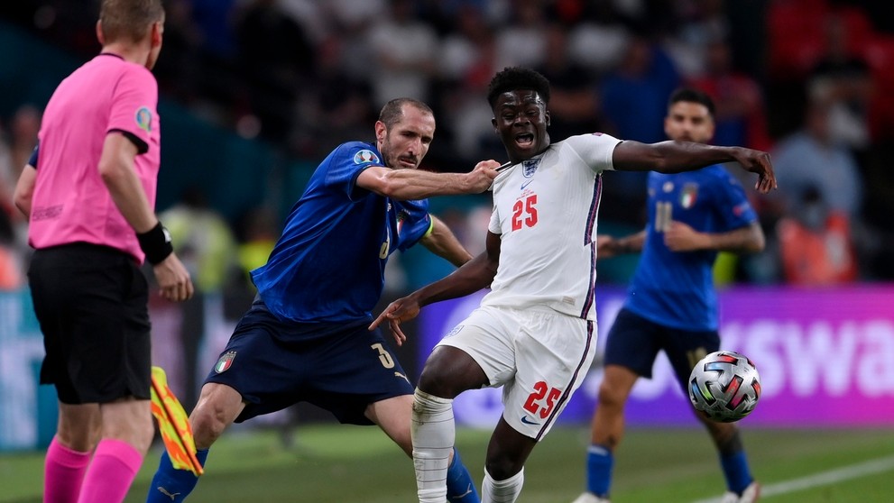 Záber z duelu medzi Anglickom a Talianskom.