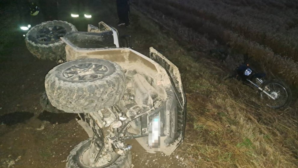 Zrážka motocykla so štvorkolkou.