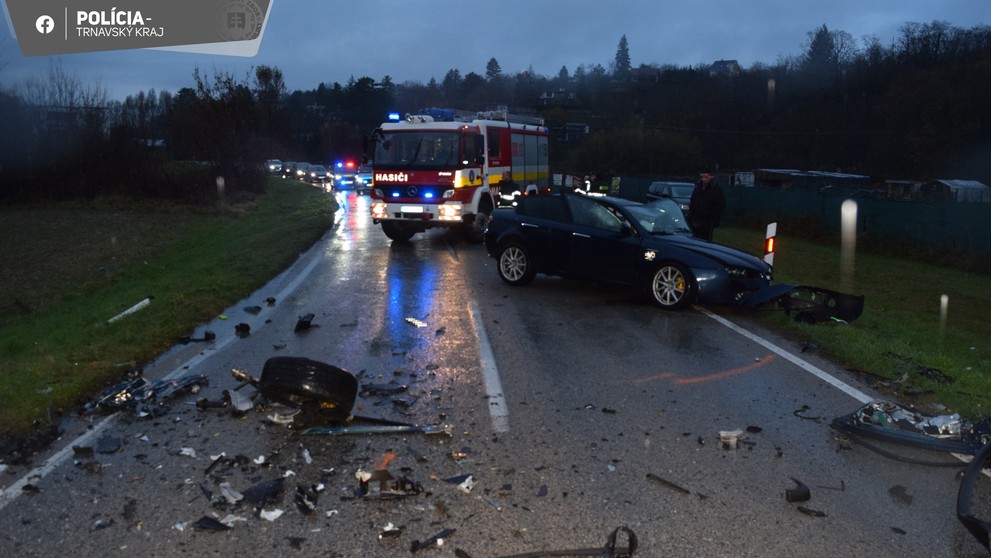 Nehoda medzi obcami Ratnovce a Banka