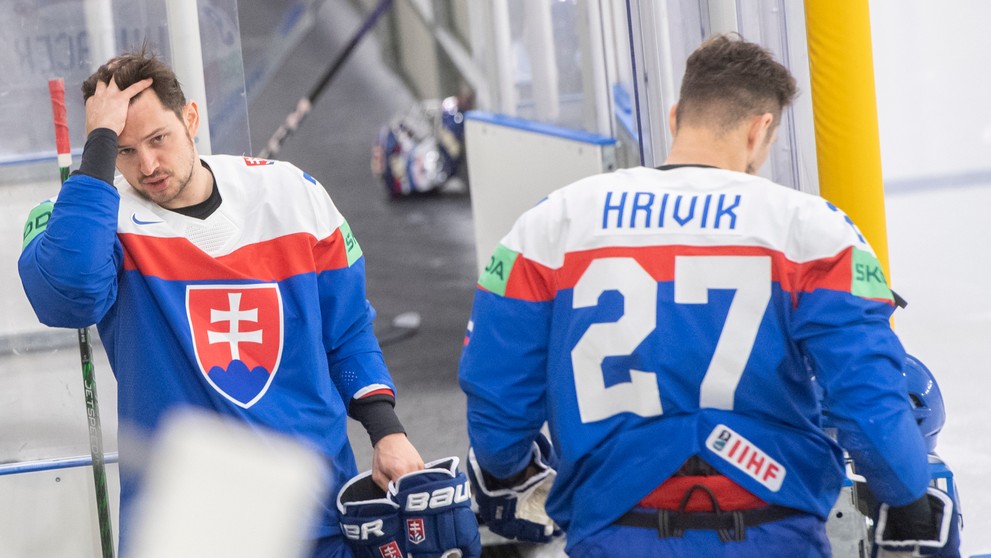 Libor Hudáček (vľavo) a Marek Hrivík po spoločnom tímovom fotení na MS 2023.