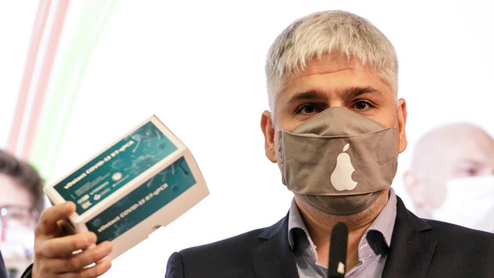 Diagnostický kit pre 500 testov na COVID -19, ktorý vyvinuli slovenskí vedci.