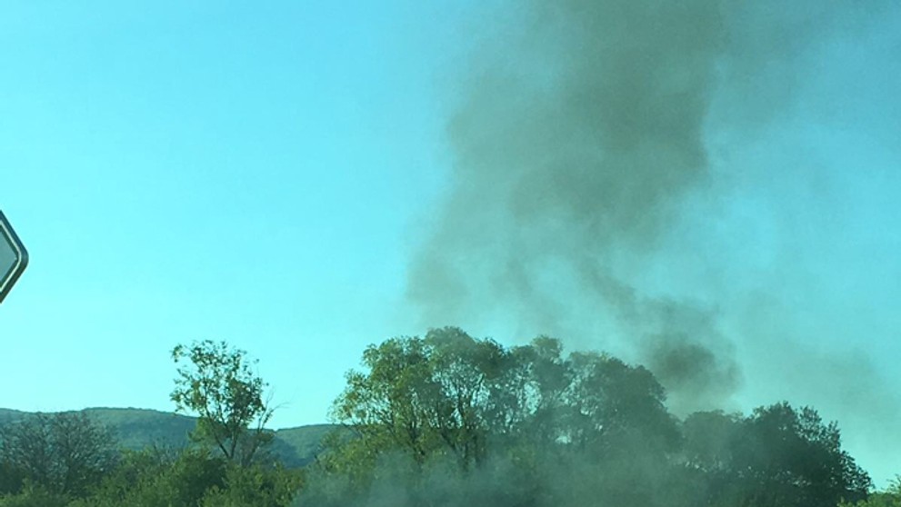 Nehoda motorkára, ktorému začal stroj na D4 pri Stupave horieť.