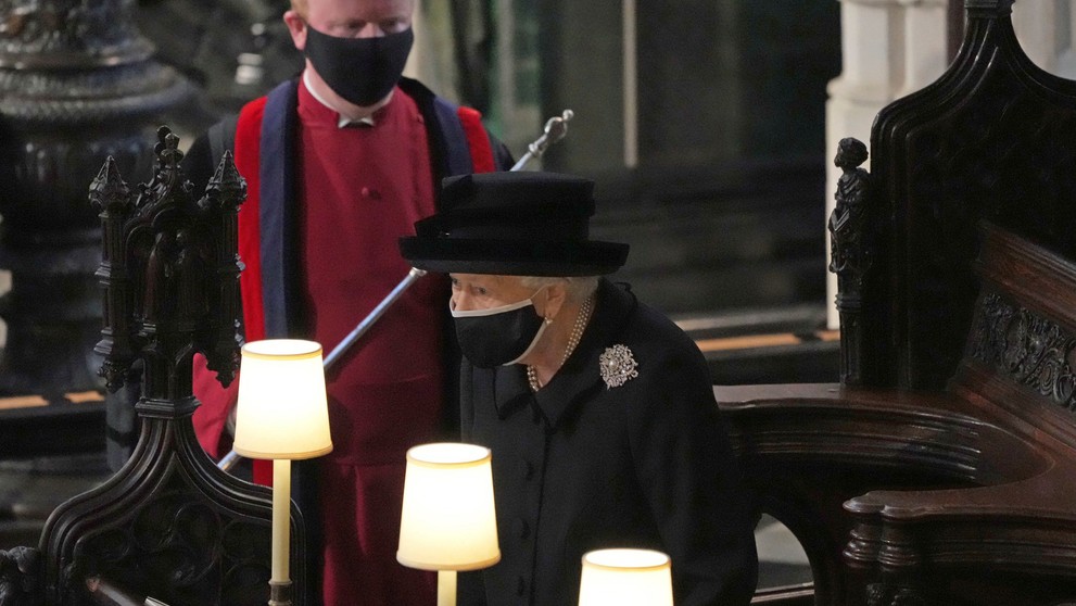 Kráľovná Alžbeta II. na pohrebe manžela