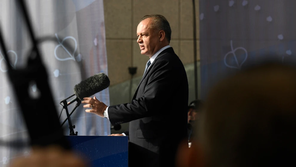 Prezident Andrej Kiska sa prihovára k ľuďom počas osláv 100. výročia prijatia Deklarácie slovenského národa a vzniku ČSR.