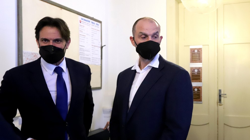 Norbert Bödör s obhajcom Robertom Kaliňákom.