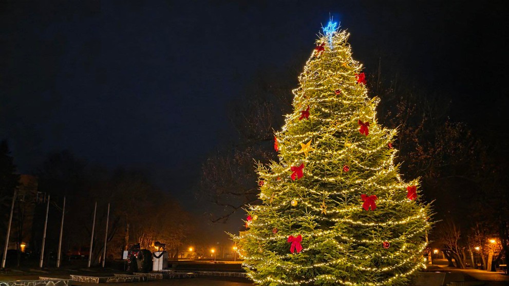 Vianočný stromček v Humennom