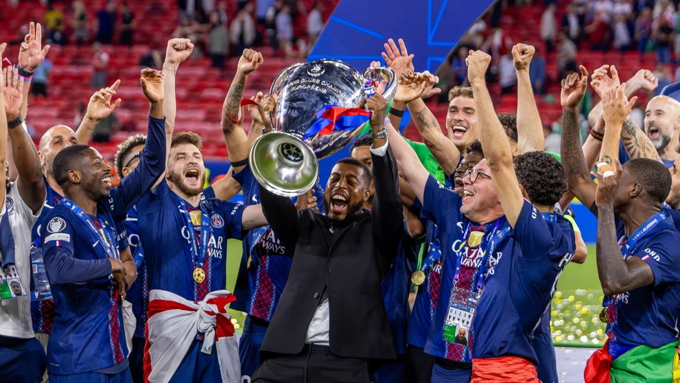 Oslavy hráčov PSG po finále Ligy majstrov.