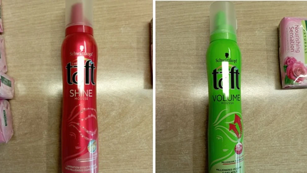 Penové tužidlá na vlasy Schwarzkopf - Taft