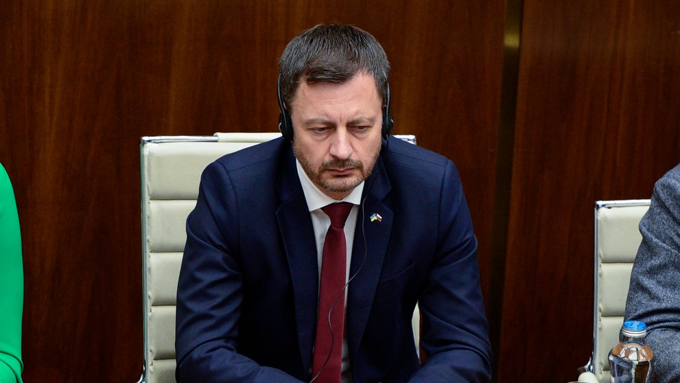 Eduard Heger počas príhovoru Volodymyra Zelenského.