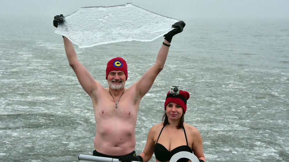 Otužilci v Zemplínskej šírave.