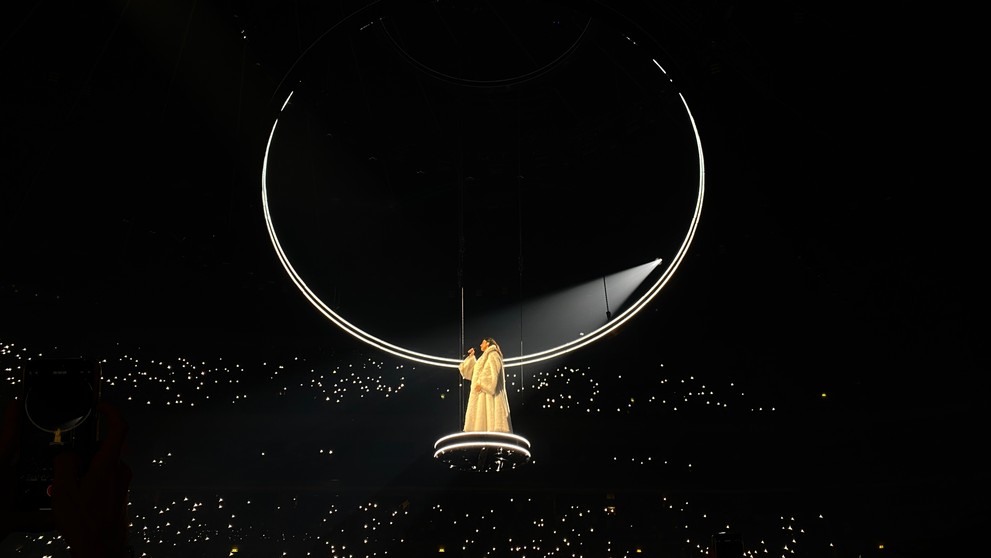 Dua Lipa v O2 arene v Prahe 28. mája 2025