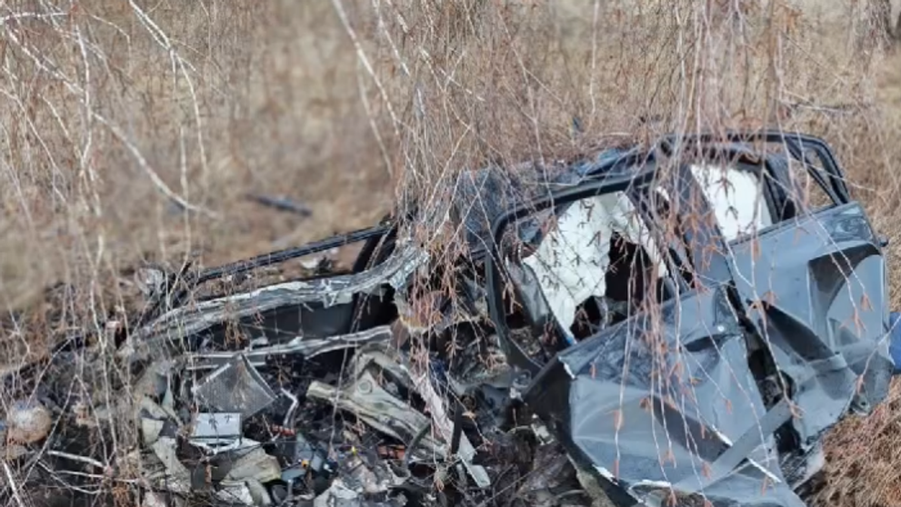 Auto sa zmenilo na vrak.