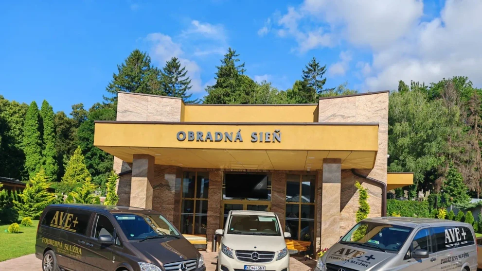 Prípravy na rozlúčku s rómskym kráľom.