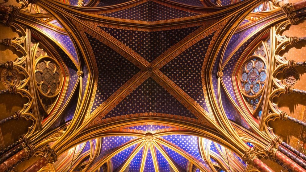 Interiér katedrály Notre Dame