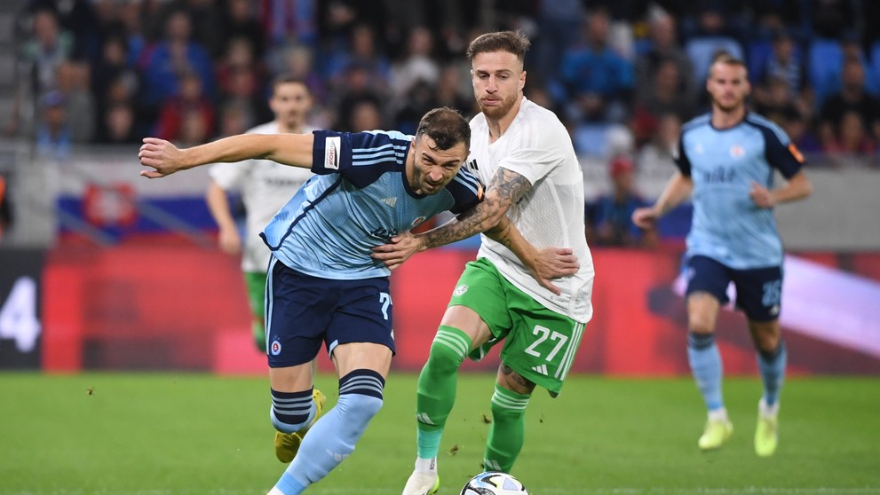 Momentka zo zápasu Slovan - Maccabi Haifa