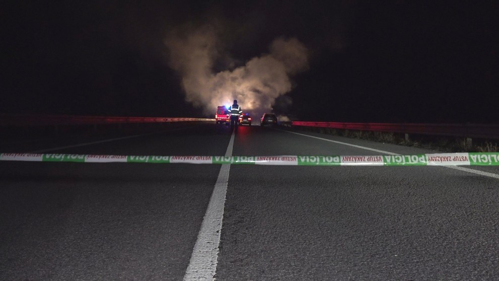 Nehoda sa stala krátko pred polnocou.