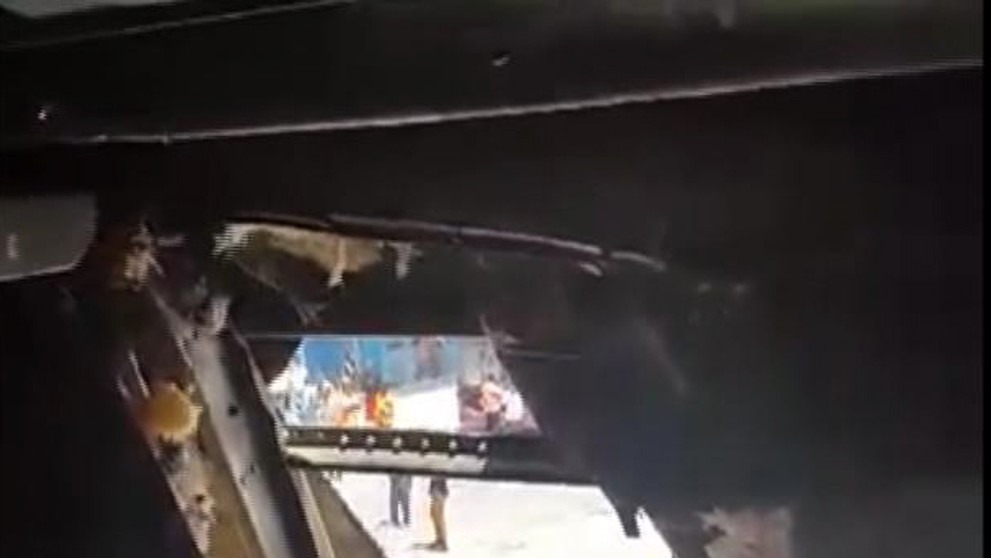 Explózia prinútila lietadlo pristáť v Mogadiše.