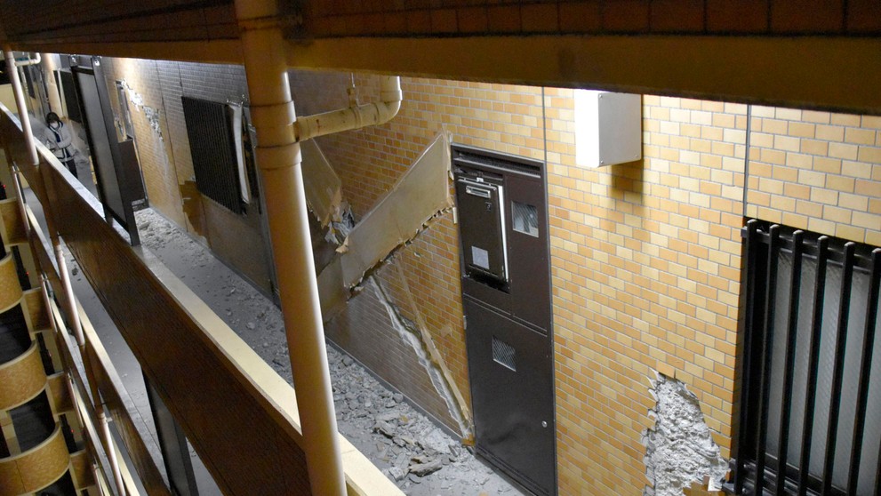 Po silnom zemetrasení v Japonsku.