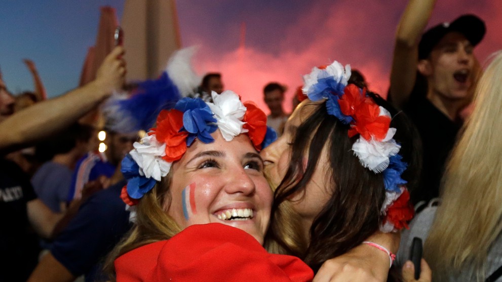 Francúzske fanúšičky po postupe reprezentácie do finále MS 2018.