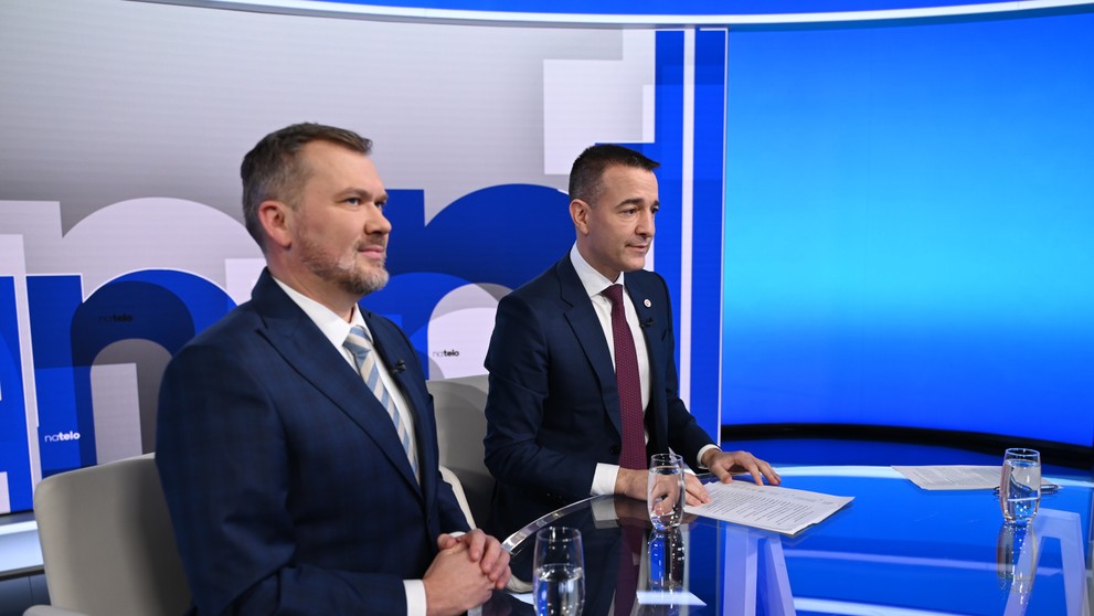 Hosťami relácie Na telo boli Tomáš Drucker (Hlas-SD) a Viliam Karas (KDH)