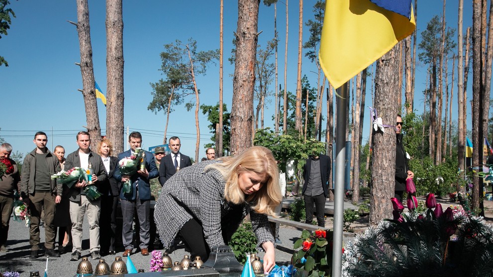 Prezidentka si uctila pamiatku obrancov Kyjeva.