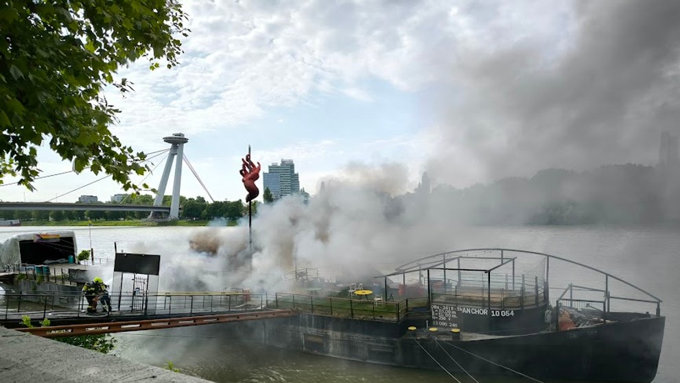 V Bratislave horel obľúbený podnik.