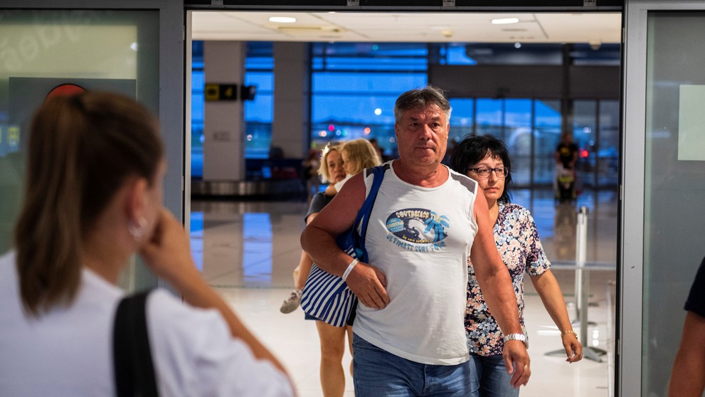 Evakuovaní turisti z Rodosu.