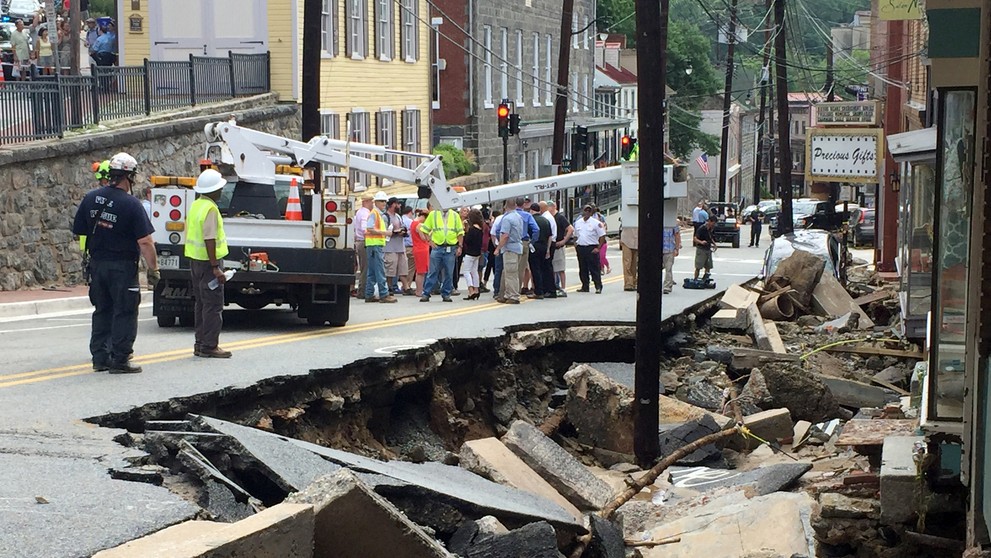 Povodeň spustošila historické mesto v Marylande.