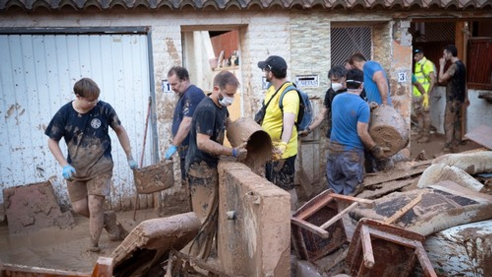 Dobrovoľníci vo Valencii 