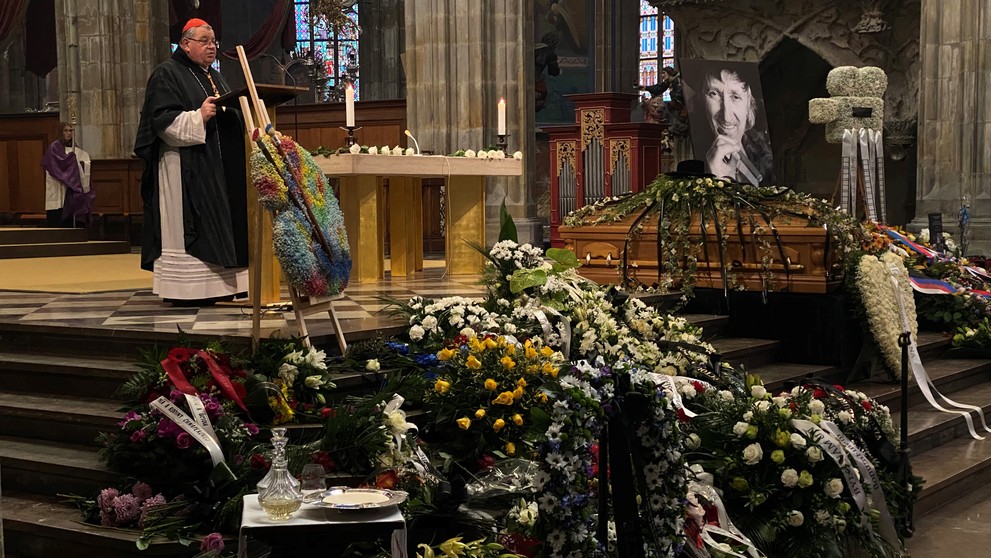 Posledná rozlúčka s Jurajom Jakubiskom.