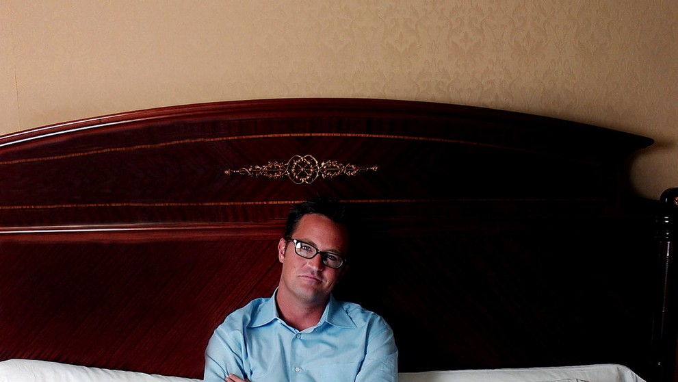 Zomrel Matthew Perry