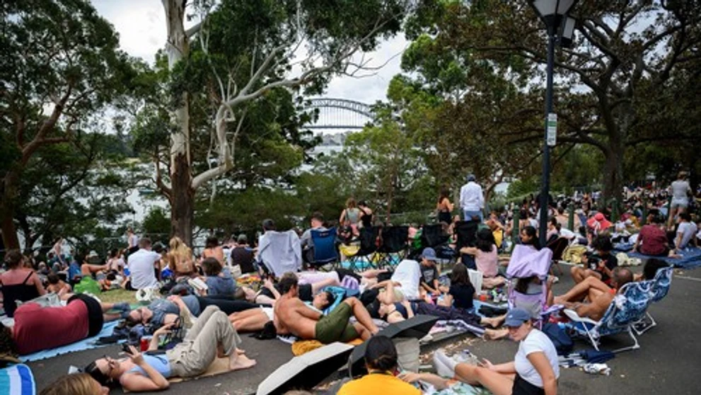 Ľudia sa pripravujú na príchod nového roka v Sydney