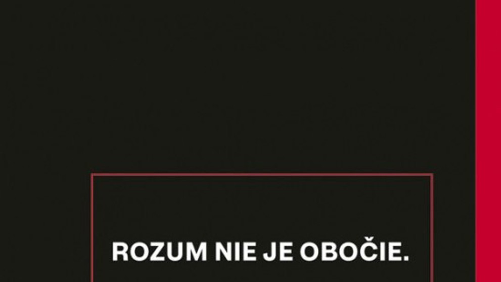 Predseda predstavenstva spoločnosti Daimler AG a vedúci Mercedes-Benz Cars Ola Källenius predstavuje nový model automobilu Smart