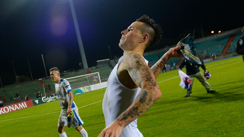 Slovensko postúpilo na EURO 2016