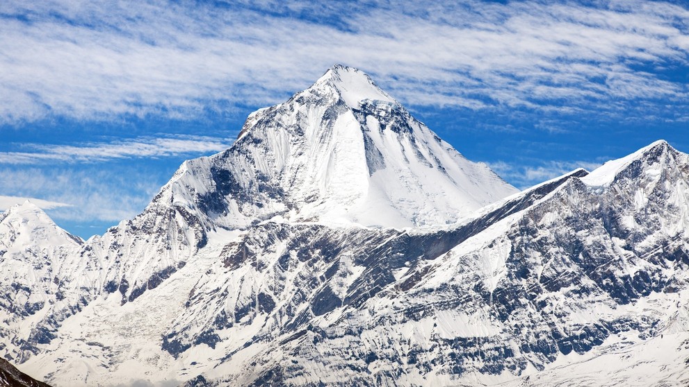 Himalájsky vrch Dháulagirí (8162 m.n.m.).