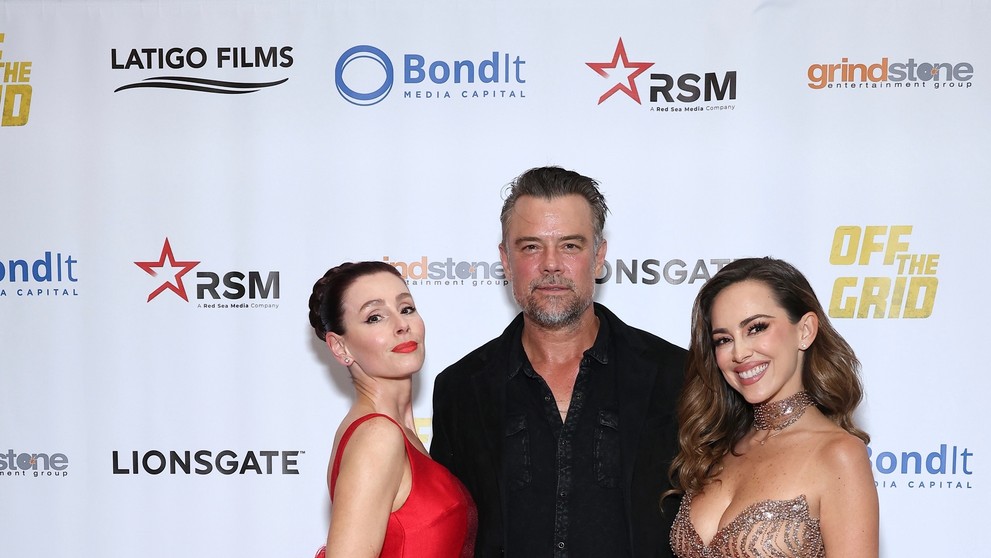 Premiéra filmu Off The Grid s Josh Duhamel a Maria Elisa Camargo