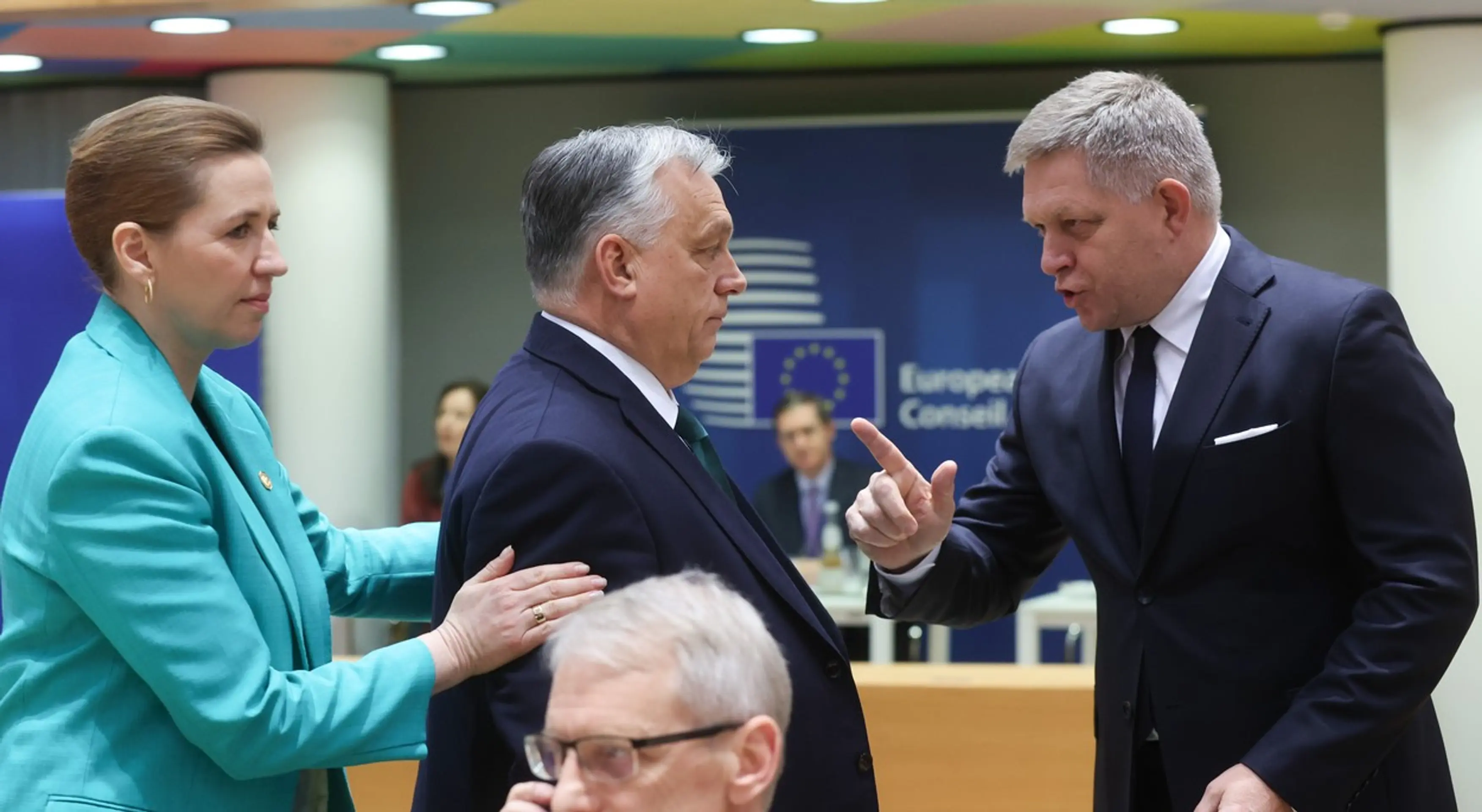 Viktor Orbán počas debaty s Robertom Fiicom