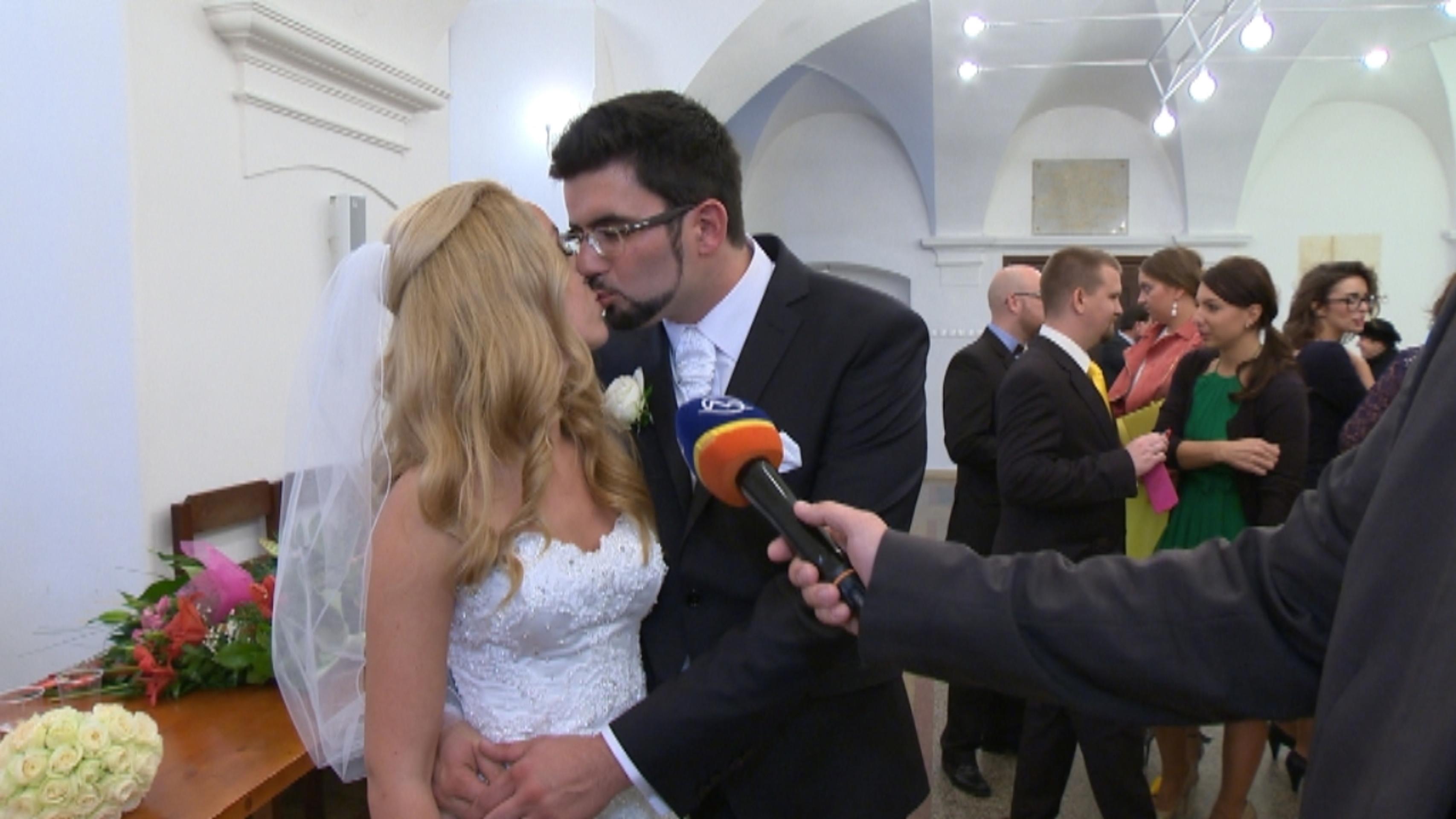 Zuzka Tiňová sa vydala.