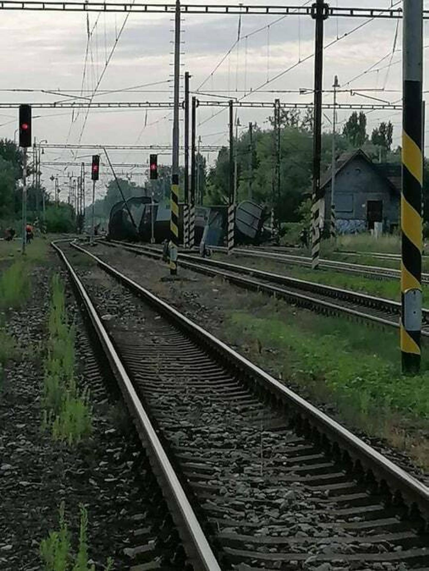 1507_Prvych_100_II__Fix_T29_P30_dnes_vecer_po_filme__15.mp4