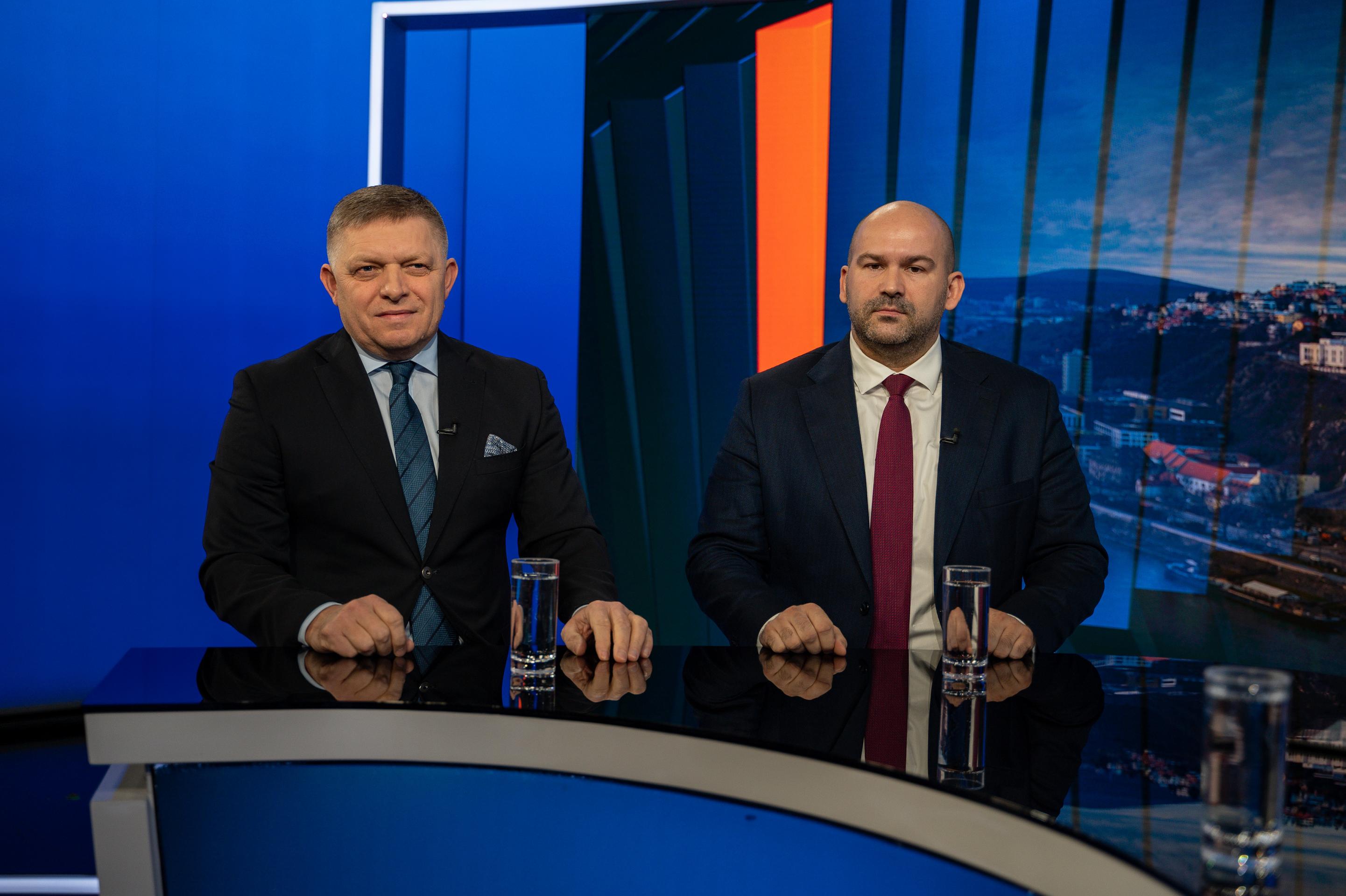 Robert Fico (Smer-SD) a Peter Pčolinský (Sme rodina) v relácii Na telo