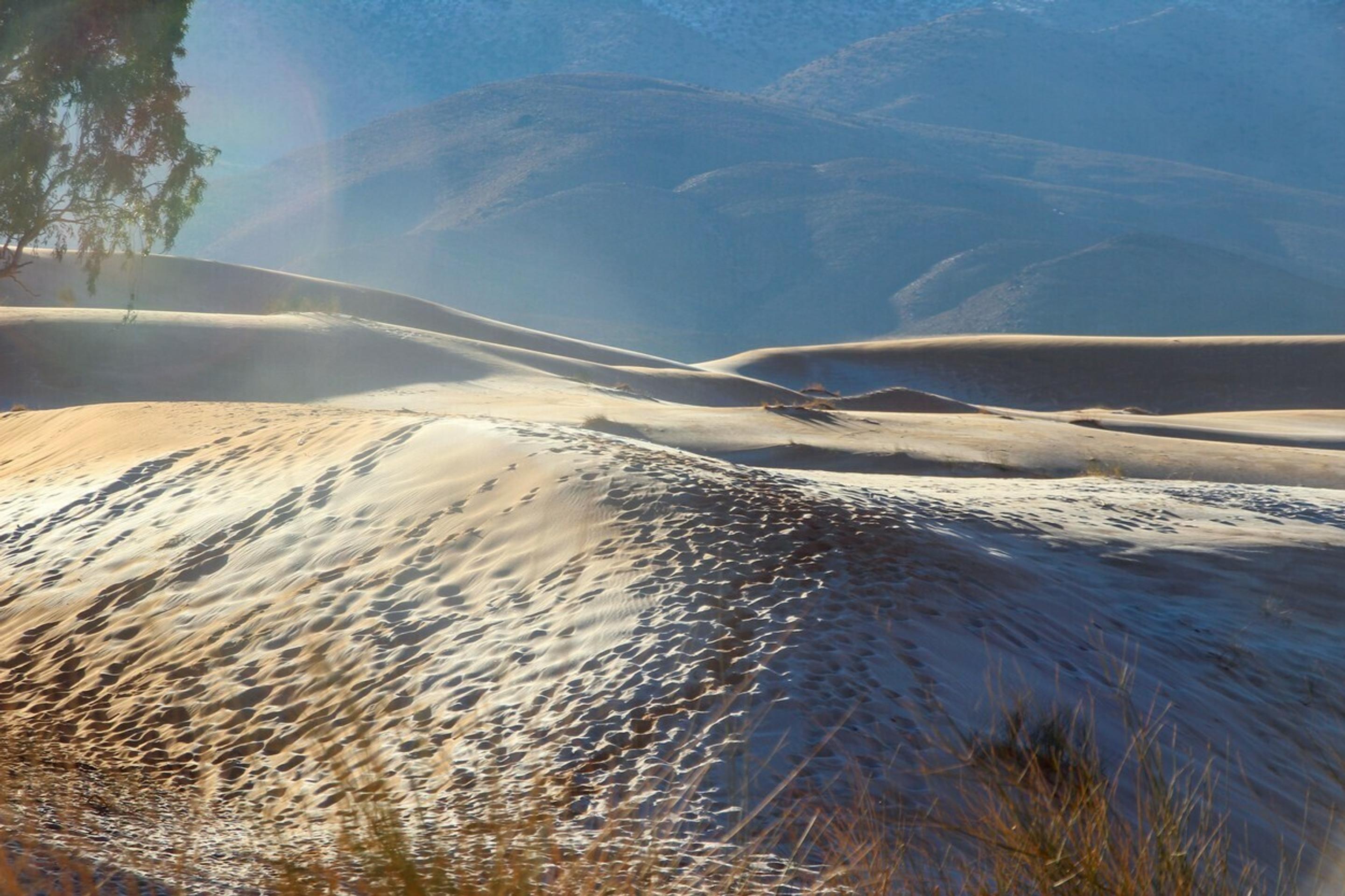 Sahara zahalená snehom.