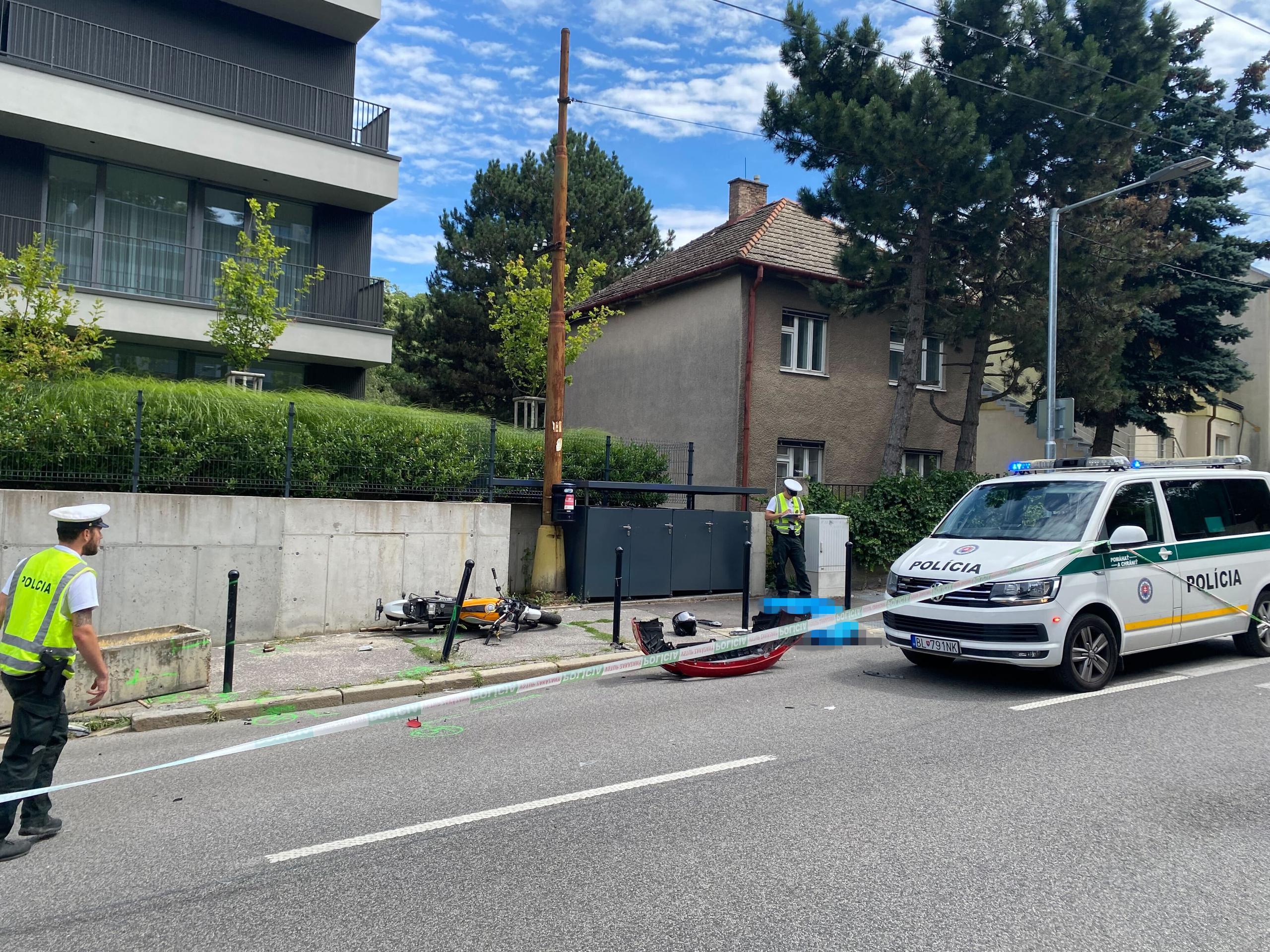 Tragická nehoda na Búdkovej ceste v Bratislave.