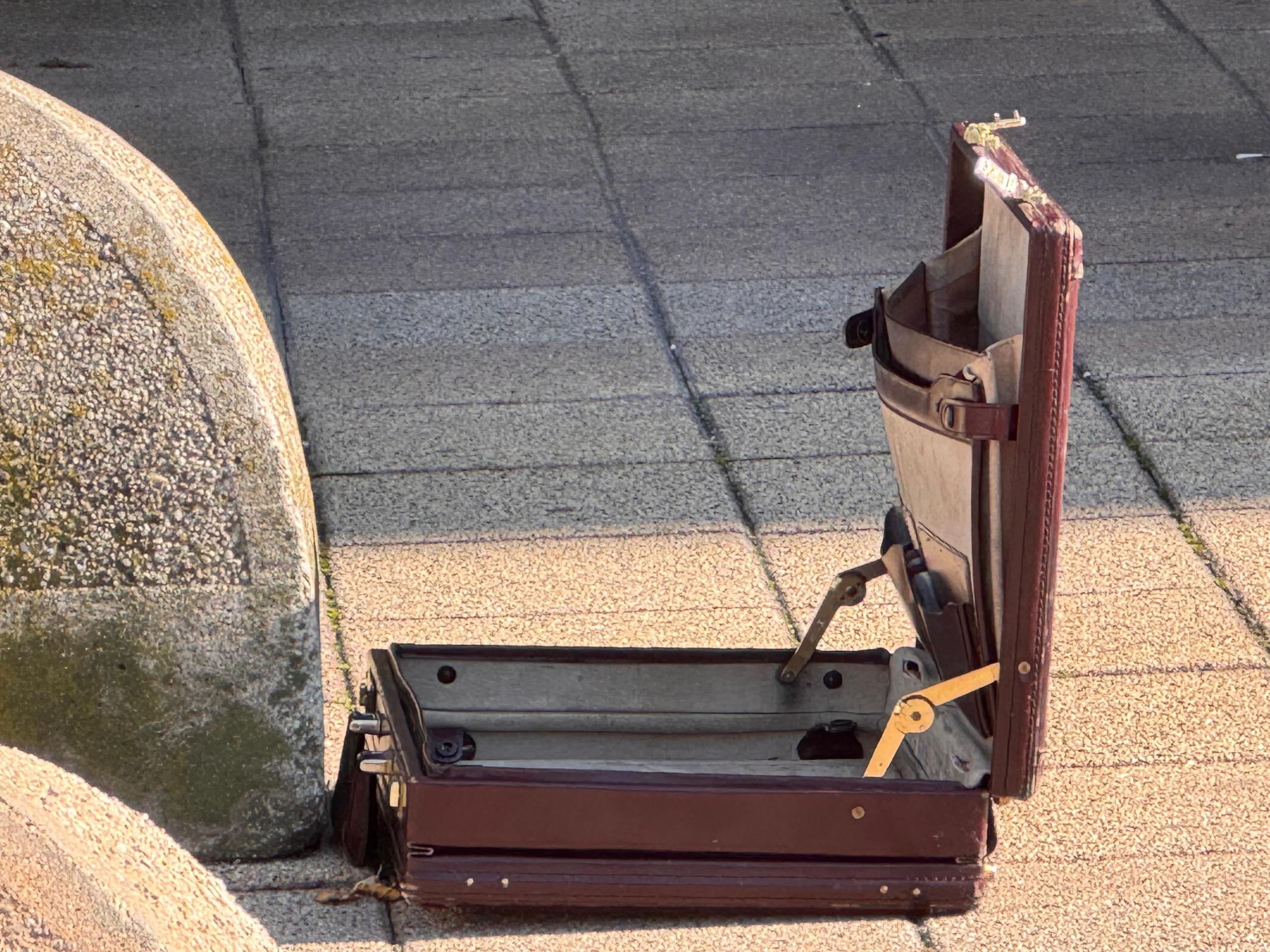 V kufríku výbušninu nenašli.